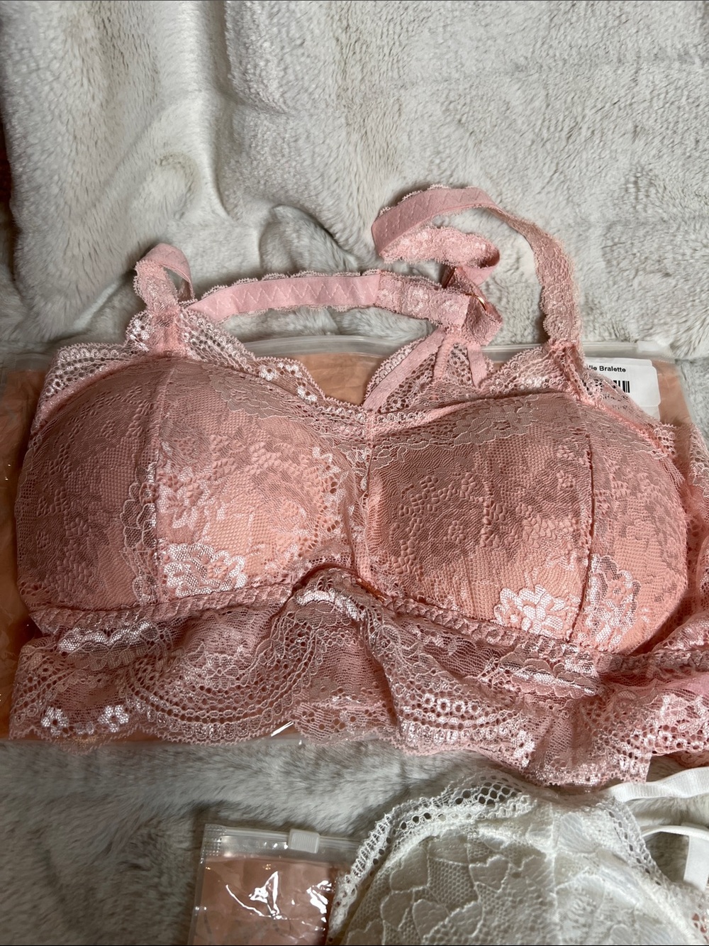 Everyday Lace Push-Up Bra in Pink, White & Black - Picture 2 of 6